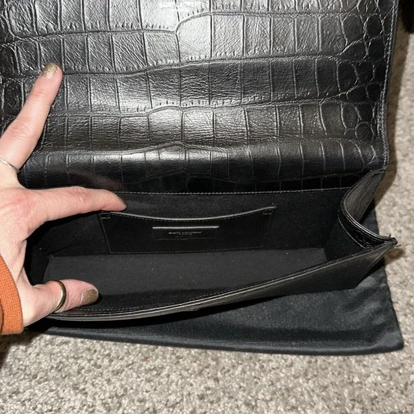 Authentic YSL Yves Saint Laurent Crocodile Embossed Black Leather Clutch Bag - Picture 7 of 10